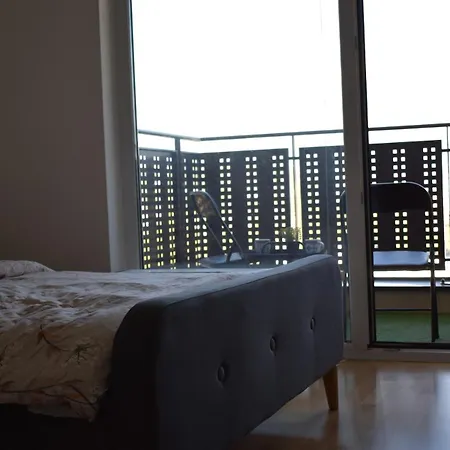 Skyline Serenity Apartment *