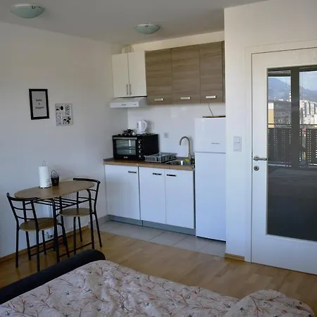 Apartment Skyline Serenity *