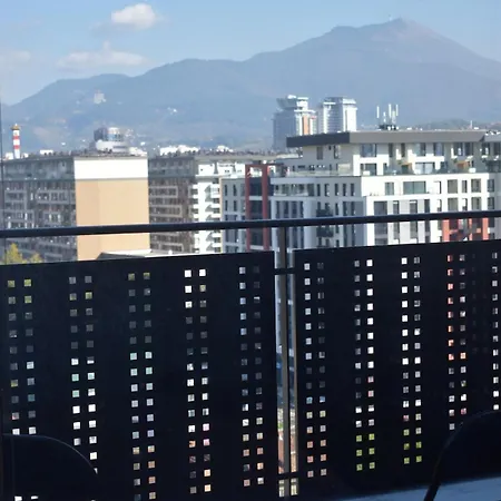 Skyline Serenity Апартаменты